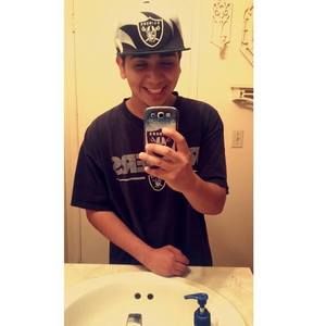 Meet your Posher, Uriel